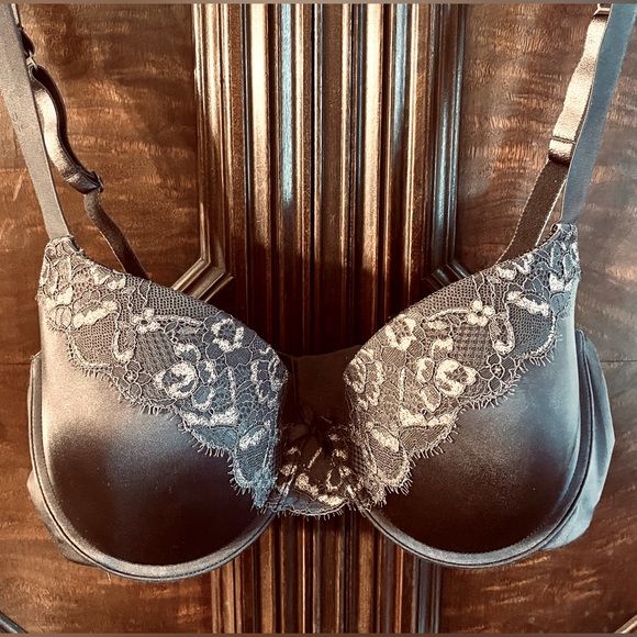Ambrielle demi bra , push up, underwire .  38C.  Steel gray.  Excellent. - Picture 2 of 9